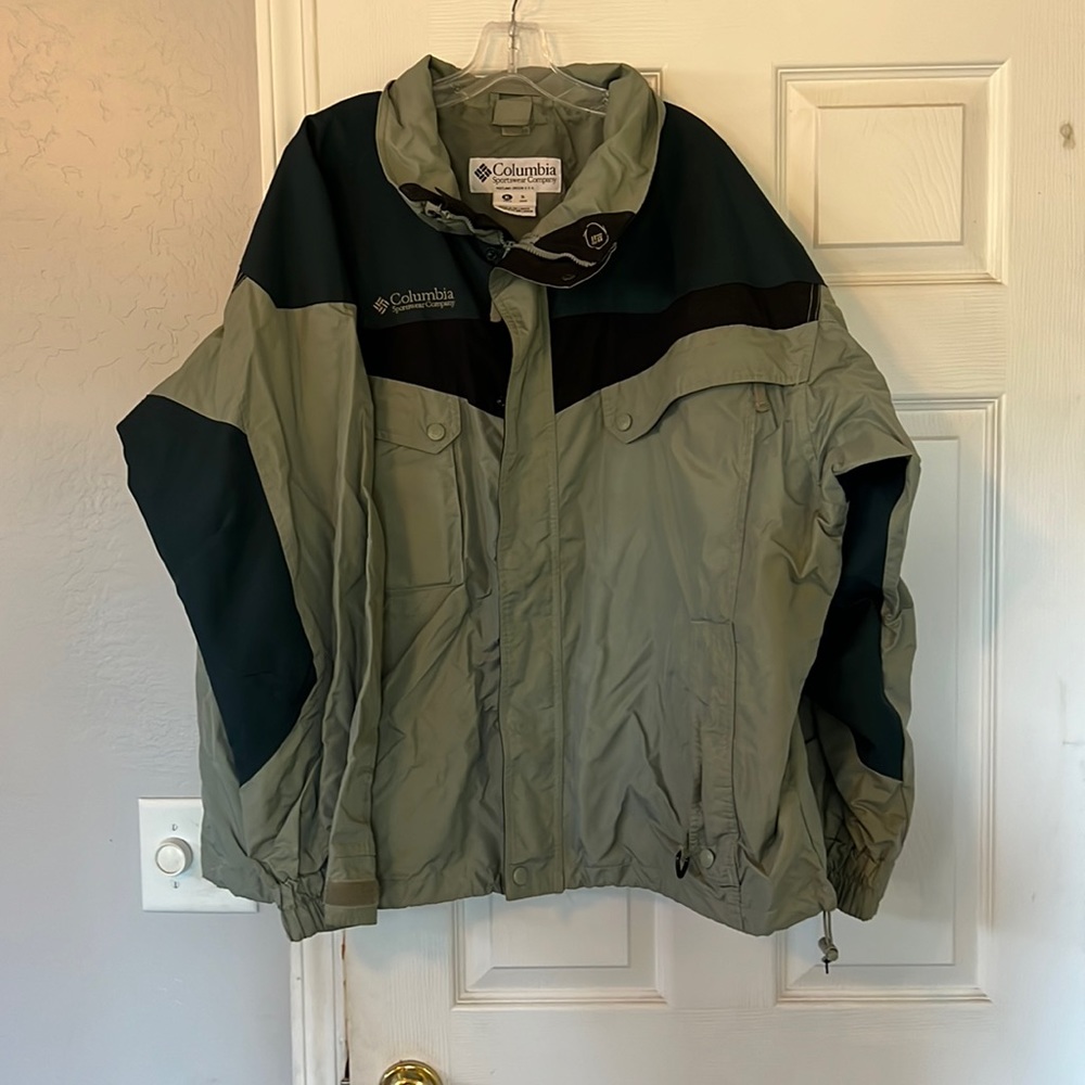 Men’s Columbia jacket